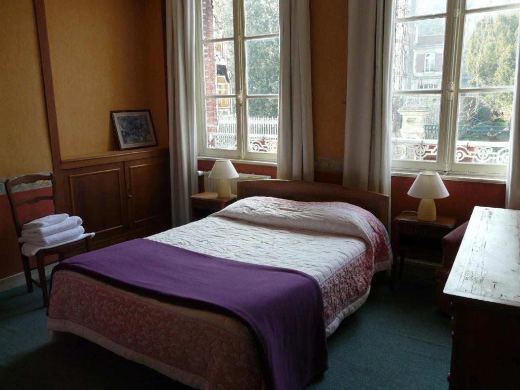 Hotel Henri IV Saint-Valery-en-Caux Rom bilde